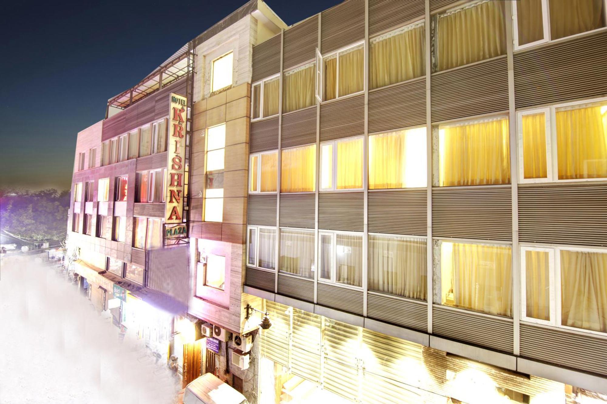 Hotel Krishna Plaza 'New Delhi' - By M S Hospitality エクステリア 写真
